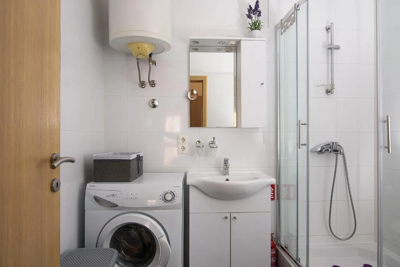 Apartments Trabakul تروغير