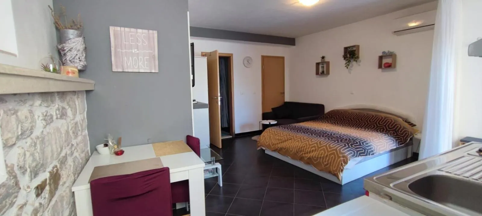 Apartments Trabakul تروغير 0*,